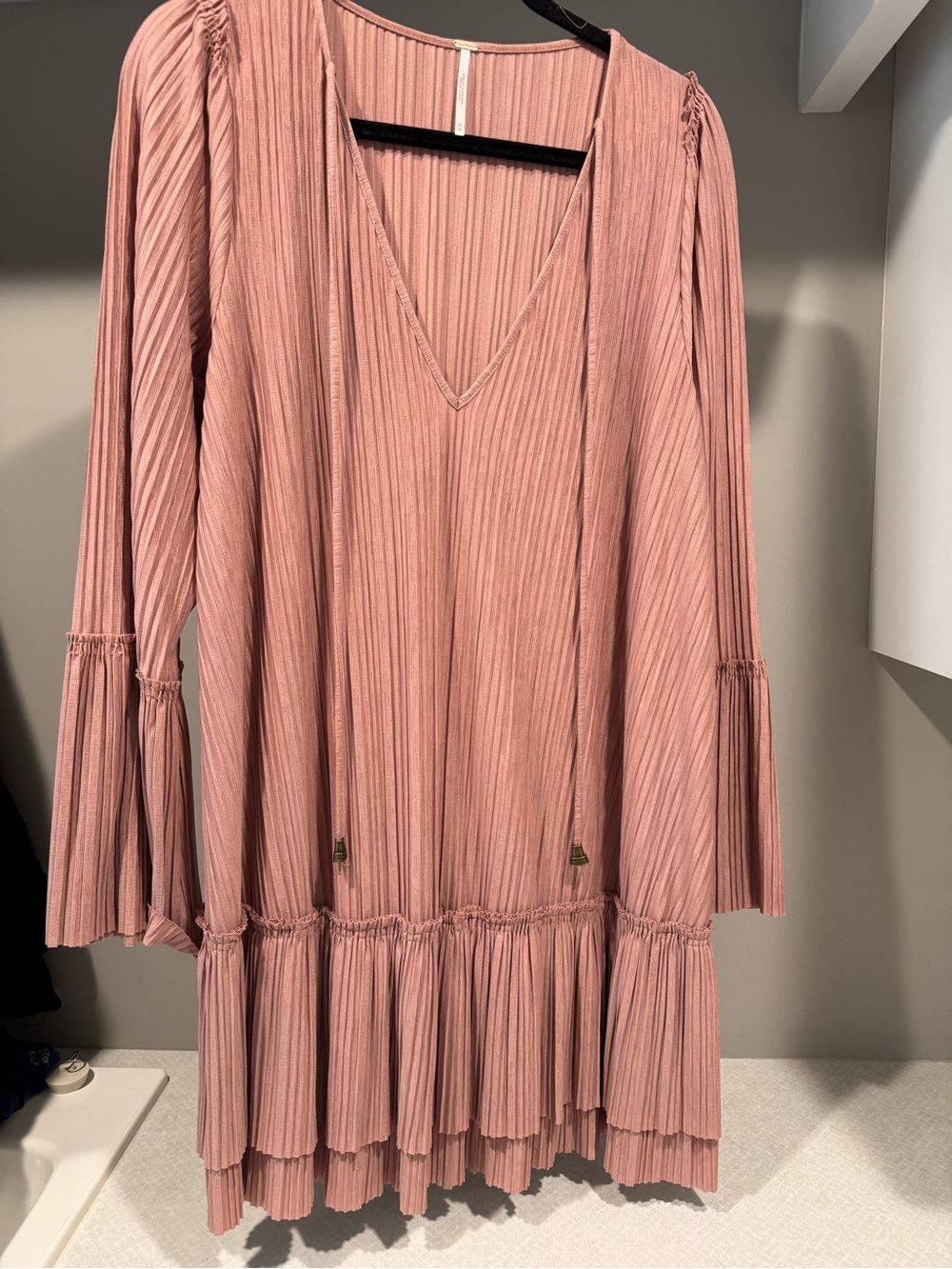 Free People Women's Pink Pleated V-Neck Tiered Dress